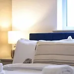 Rest - Sleeps 5 Great Location 度假居