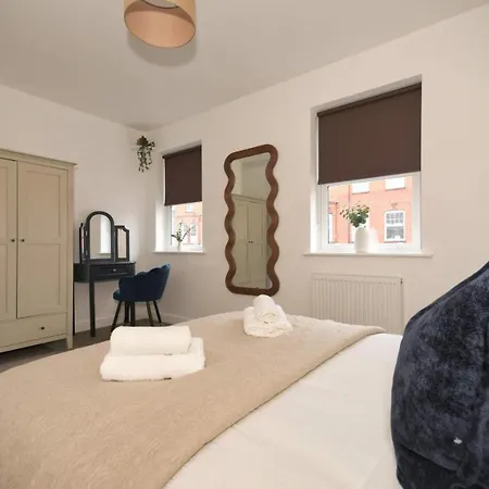 Rest - Sleeps 5 Great Location Holiday home *