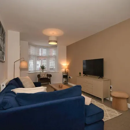 Rest - Sleeps 5 Great Location *